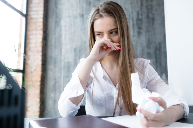 恋愛依存症チェック 何も手につかない 恋に執着する女の特徴6つ 恋愛up